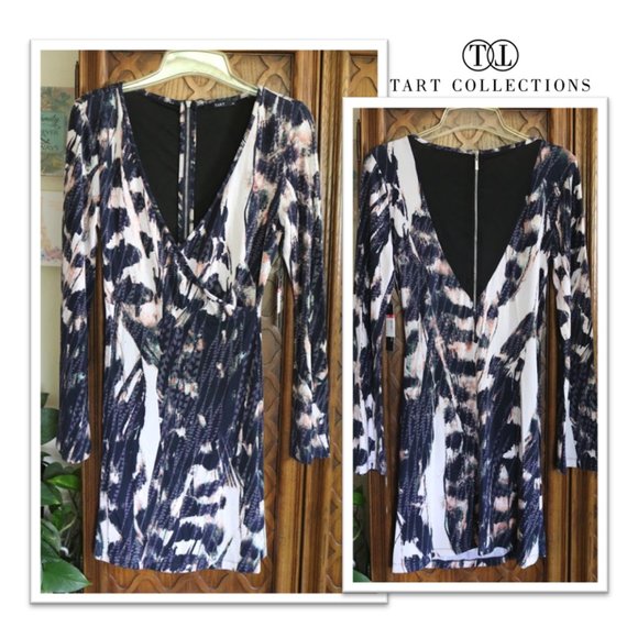 TART Collections Bell Sleeve Printed Surplice Dress - Size XS, NWT! - Picture 1 of 16